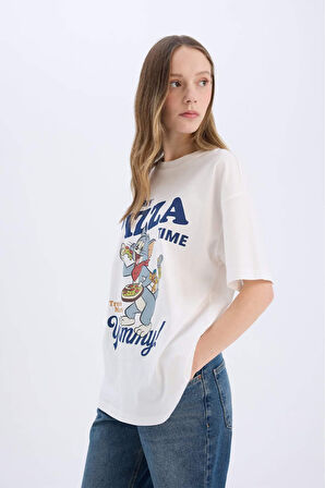 DeFacto Coool Tom & Jerry Oversize Geniş Kalıp Bisiklet Yaka Kısa Kollu Tişört D9120AX25SMWT32