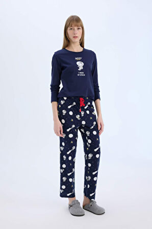 DeFacto Fall in Love Snoopy Pijama Takımı Regular Fit Uzun Kollu Üst Beli Lastikli Uzun Alt E0228AX24WNNV31