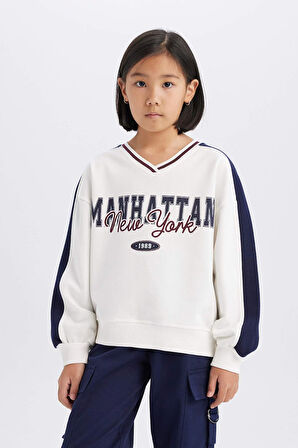 DeFacto Kız Çocuk Oversize Geniş Kalıp Bisiklet Yaka Baskılı Sweatshirt D9917A825SPER85