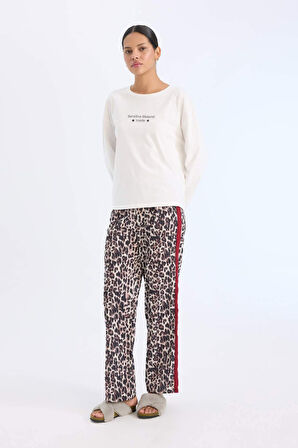 DeFacto Fall in Love Pijama Takımı Regular Fit Uzun Kollu Baskılı Üst Leopar Desenli Uzun Alt E2352AX24WNBK81