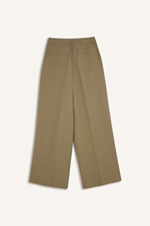 DeFacto Wide Leg Piliseli Klasik Kumaş Pantolon Yüksek Bel Geniş Paça Basic Düz Tensel Çift Cepli D4564AX24AUKH419