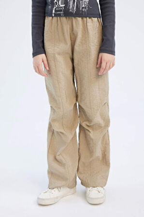 DeFacto Kız Çocuk Beli Lastikli Düz Paça Paraşüt Pantolon D7605A825SMBG414