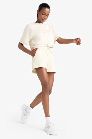 DeFactoFit Standart Fit Sporcu Kısa Paça Basic Düz Şort Z6696AZ25SMBG700