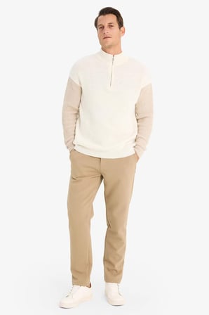 DeFacto Regular Fit Normal Kesim Kumaş Pantolon Cepli Düz Paça E2937AX24WNBG198