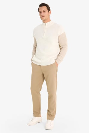 DeFacto Regular Fit Normal Kesim Kumaş Pantolon Cepli Düz Paça E2937AX24WNBG198