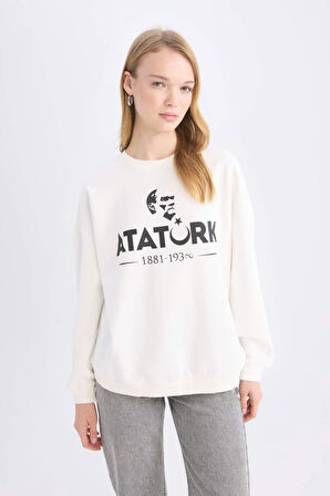 DeFacto Oversize Geniş Kalıp Bisiklet Yaka Atatürk Baskılı Sweatshirt E5447AX24WNWT32