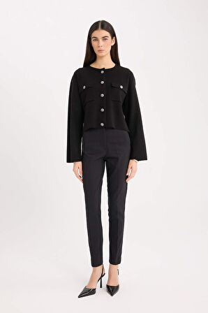 DeFacto Regular Fit Bisiklet Yaka Düğmeli Triko Hırka E5562AX24CWBK81