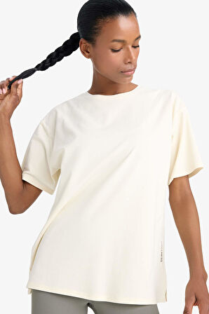 DeFactoFit Comfort Fit Bisiklet Yaka Sporcu Kısa Kollu Tişört E3494AX25SMBG700