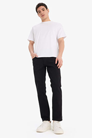 DeFacto Pedro Slim Fit Dar Kalıp Normal Bel Dar Paça Siyah Jean Pantolon E1928AX25SPNM40