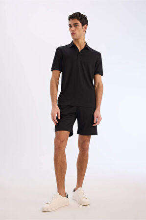 DeFacto Slim Fit Dar Kesim Polo Yaka Dokulu Kısa Kollu Krinkıl Siyah Tişört E1222AX25SMBK81