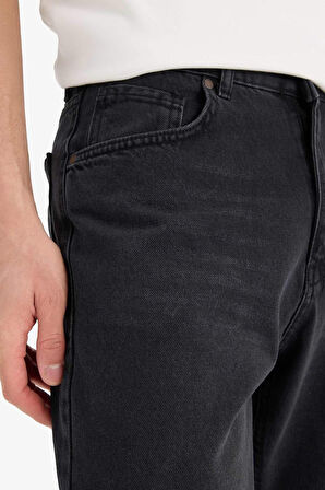 DeFacto %100 Pamuk 90's Slim Fit Dar Kalıp Yüksek Bel Dar Paça Jean Pantolon D6612AX25SPNM40
