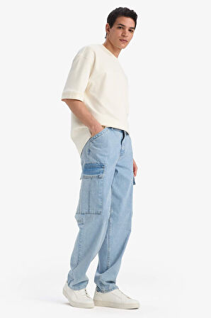 Relax Fit Rahat Kesim Düz Paça Kargo Cepli Jean Yıkamalı Pantolon