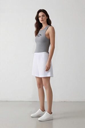 Relax Fit Yüksek Bel Kısa Paça Beyaz Müslin Şort