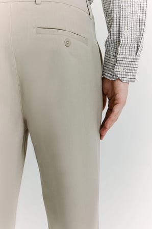 DeFacto Tailored Fit Düz Paça Her Yöne Esneyen Yumuşak Tuşe Cepli Pantolon C7508AX25AUBG766