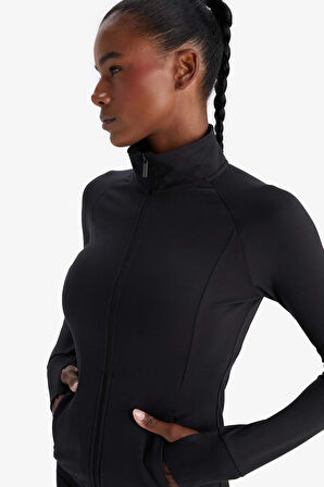 	DeFactoFit Fitted Dik Yaka Çift Cepli Fermuarlı Spor Hırka