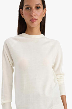 Defacto I6913AZER99 Ekru Relax Fit Bisiklet Yaka Basic Düz Triko Kazak