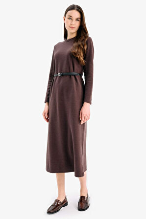 Regular Fit Bisiklet Yaka Uzun Kollu Kemerli Selanik Kumaş Maxi Elbise