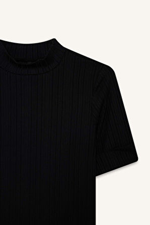 Regular Fit Yarım Balıkçı Yaka Fitilli Kaşkorse Kısa Kollu Tişört