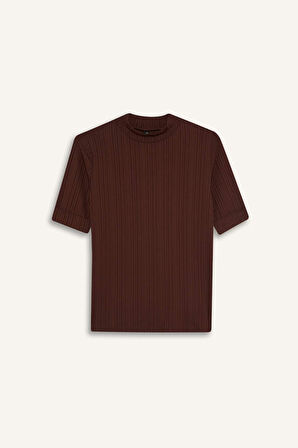 Regular Fit Yarım Balıkçı Yaka Fitilli Kaşkorse Kısa Kollu Tişört