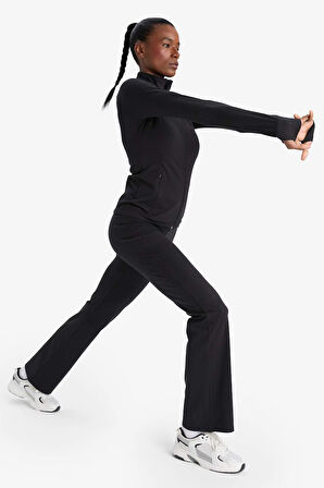 DeFactoFit Flare Fit İspanyol Paça Standart Boy Ultra Soft Sporcu Pantolon