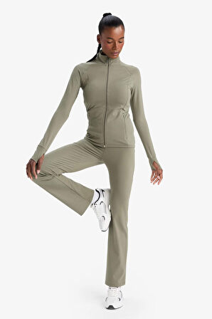 DeFactoFit Flare Fit İspanyol Paça Standart Boy Sporcu Pantolon