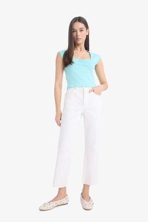 DeFacto %100 Pamuk Fıtted Crop Tişört F2238AX25SMTR516