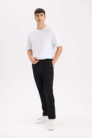 DeFacto Yazlık Jogger Pantolon Penye Beli Bağcıklı Cepli D5966AX25SPBK81