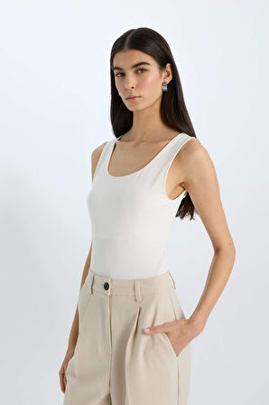 Slim Fit Dar Kesim Basic Düz Yuvarlak Yaka Atlet