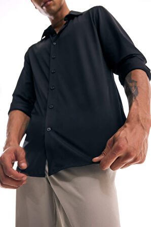 DeFacto Slim Fit Dar Kesim Polo Yaka Esnek Kumaş Basic Düz Uzun Kollu Siyah Gömlek B6491AX25SPBK81