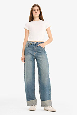 Baggy Fit Yüksek Bel Katlamalı Paça Jean Kar Yıkamalı Pantolon
