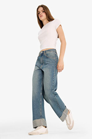 Baggy Fit Yüksek Bel Katlamalı Paça Jean Kar Yıkamalı Pantolon