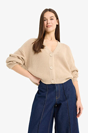 Regular Fit V Yaka Düğmeli Triko Hırka