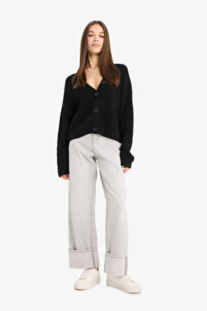 Regular Fit V Yaka Düğmeli Triko Hırka