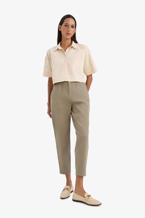 DeFacto %100 Pamuk Cropped Fıt Cepli Jean Gömlek E8261AX25SMNM86