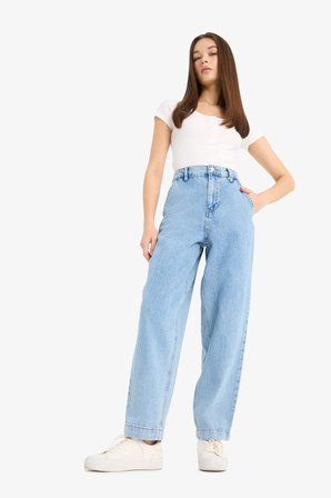 DeFacto %100 Pamuk Carrot Fıt Beli Lastikli Jean Pantolon E1686AX25SMNM85