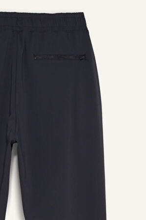 DeFactoFit Slim Fit Dar Kesim Standart Paça Sporcu Jogger Eşofman Altı