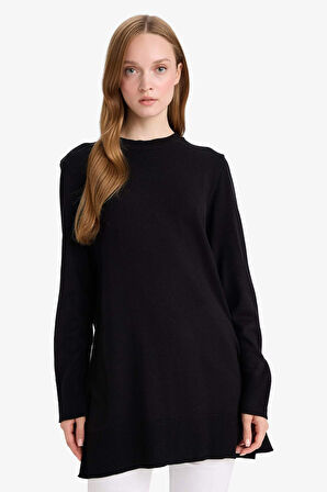 Regular Fit Bisiklet Yaka Yırtmaçlı Basic Düz Tunik