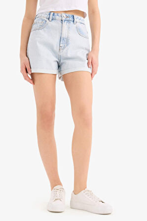 Mom Fit Yüksek Bel Katlamalı Paça Jean Şort