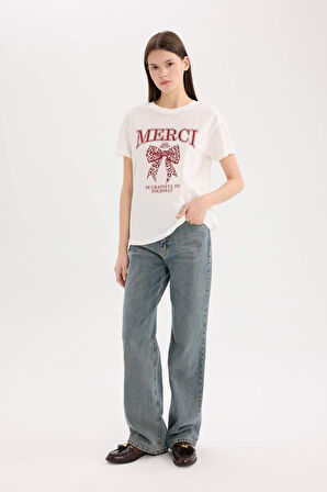 DeFacto Regular Fit Bisiklet Yaka Baskılı Kısa Kollu Tişört D9606AX25SMWT32