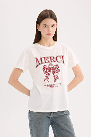 DeFacto Regular Fit Bisiklet Yaka Baskılı Kısa Kollu Tişört D9606AX25SMWT32