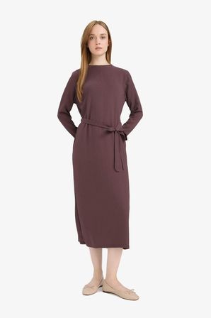 DeFacto Regular Fit Bisiklet Yaka Bağlamalı Uzun Kollu Maxi Elbise D9063AX25SPBN277