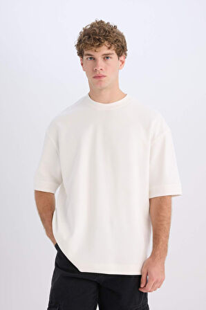 DeFacto Loose Fit Bisiklet Yaka Kısa Kollu Ağır Kumaş Basic Düz Tişört B4844AX25SPER105