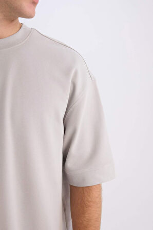DeFacto Loose Fit Bisiklet Yaka Kısa Kollu Ağır Kumaş Basic Düz Tişört B4844AX25SPGR253
