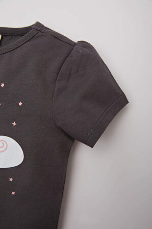 DeFacto Kız Bebek Pijama Takımı Kısa Kollu Penye Üst Esnek Belli Şort E1549A525HSAR151