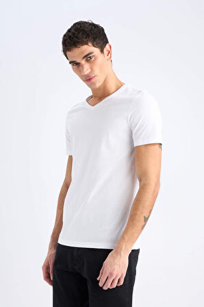 DeFacto Slim Fit Dar Kesim V Yaka Basic Düz Kısa Kollu %100 Pamuk Tişört M7668AZ25SPWT34