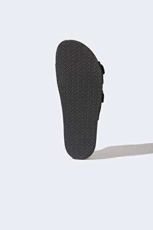 DeFacto Erkek Düz Taban Suni Deri Terlik E6248AX25HSBK23