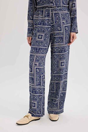 DeFacto Regular Fit Şal Desenli Viskon Plaj Pantolonu-Fall in Love C3159AX25SPNV241