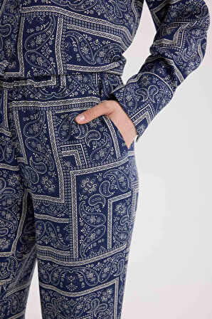 DeFacto Regular Fit Şal Desenli Viskon Plaj Pantolonu-Fall in Love C3159AX25SPNV241