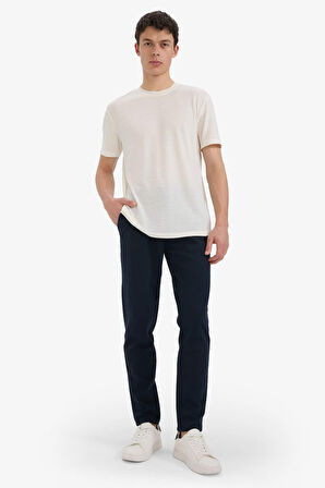 New Regular Fit Bisiklet Yaka Kısa Kollu Jakarlı Tişört