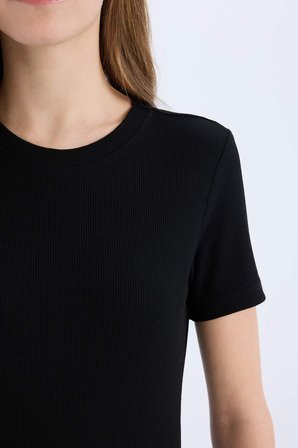 DeFacto Bodycon Vücudu Saran Bisiklet Yaka Fitilli Kaşkorse Kısa Kollu Mini Elbise E7231AX25SPBK81